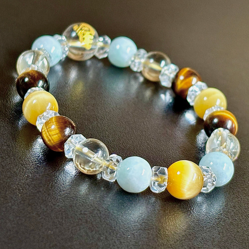 左馬金彫り水晶⭐️2026年⭐️午年干支ブレスレット ブレスレット