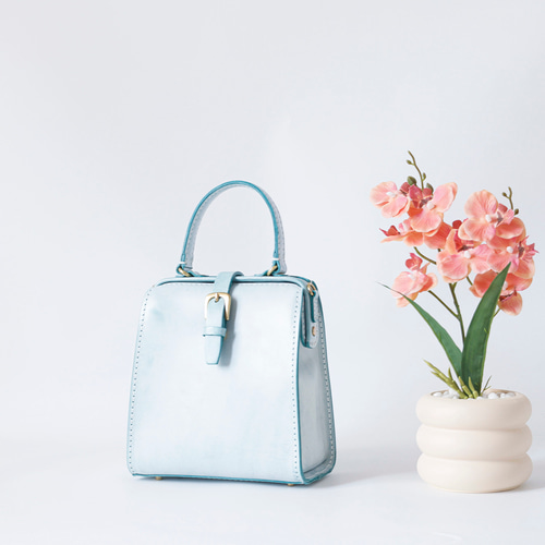 今だけノベルティ贈呈】たるマチ2WAY 鞄 がま口 本革手作りショルダー