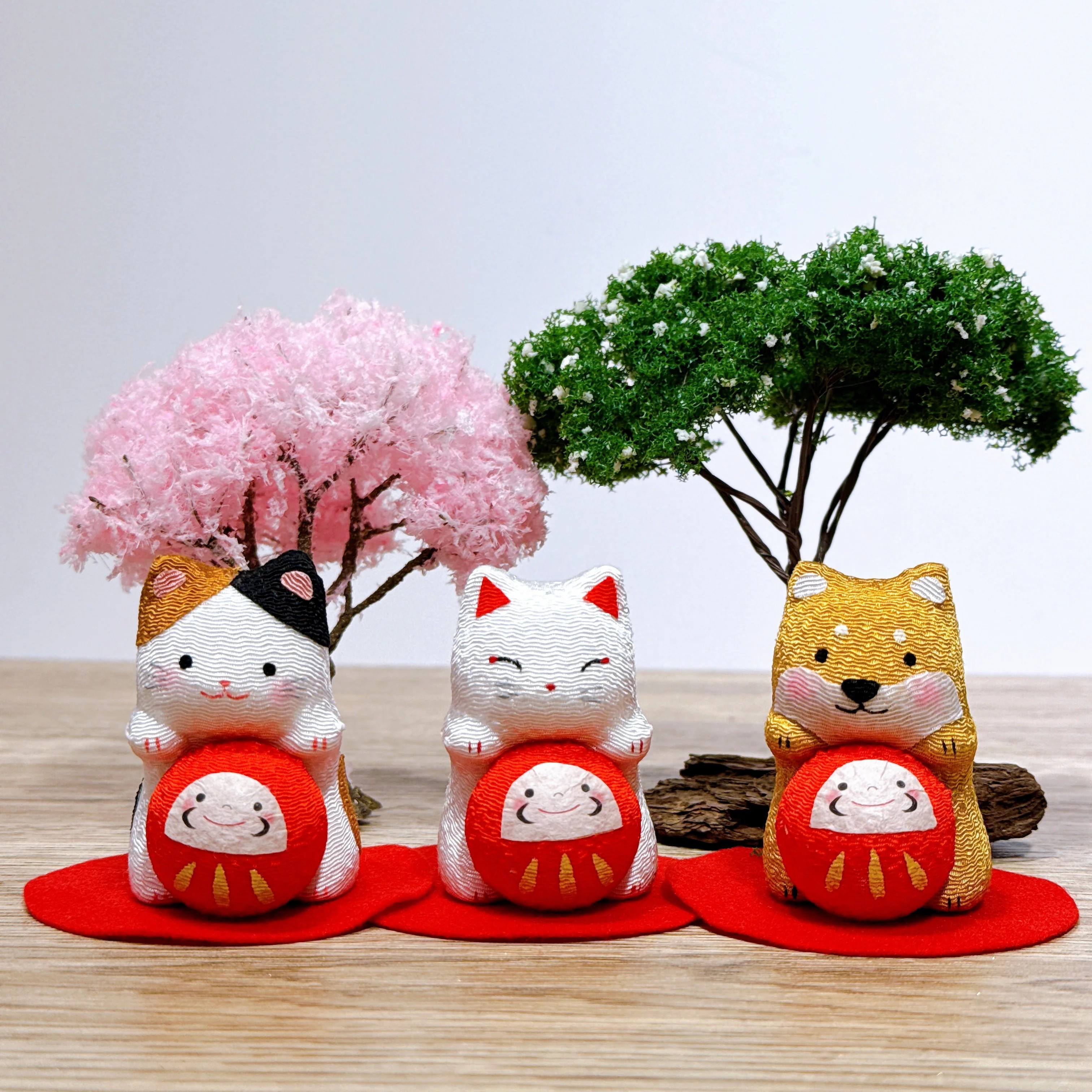 【日本龍虎工房】日本の縁起物、招き猫、柴犬、白狐。