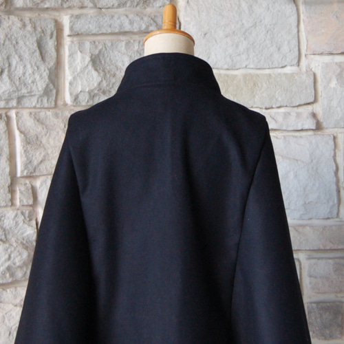 エレガント スタンドカラー ケープコート 】 ブラックの表生地