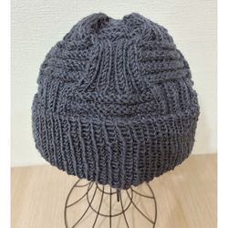 【ご注文いただいてからのお届け】4本ラインのニット帽 4枚目の画像