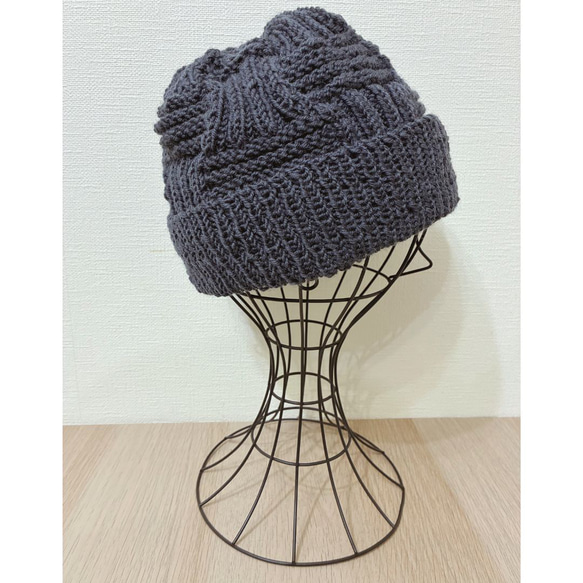 【ご注文いただいてからのお届け】4本ラインのニット帽 3枚目の画像