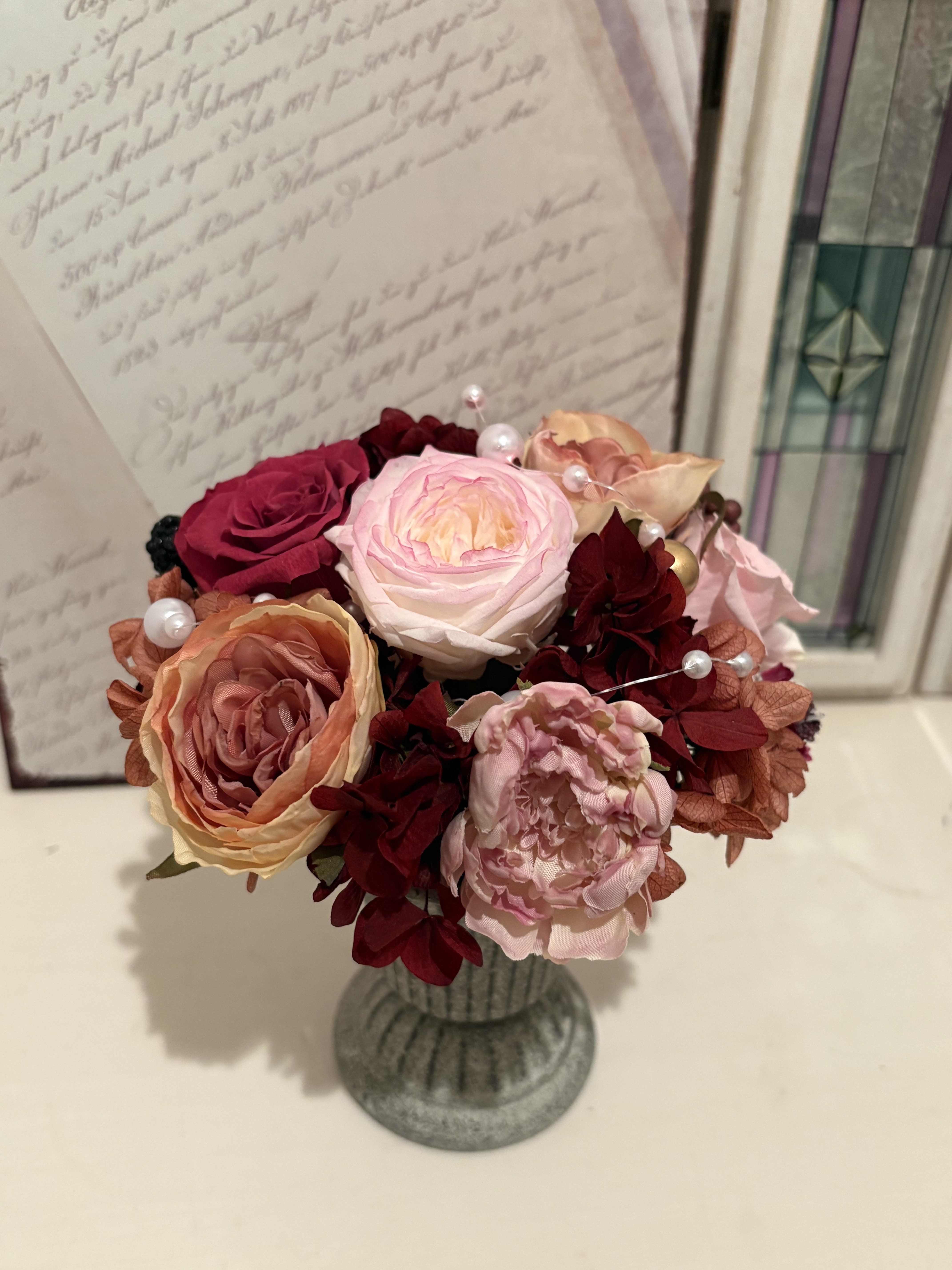 ひとめぼれ新作2026　プリザーブドフラワー　アレンジメント  アンティーク　大人可愛い　記念日　クラッシック　結婚式