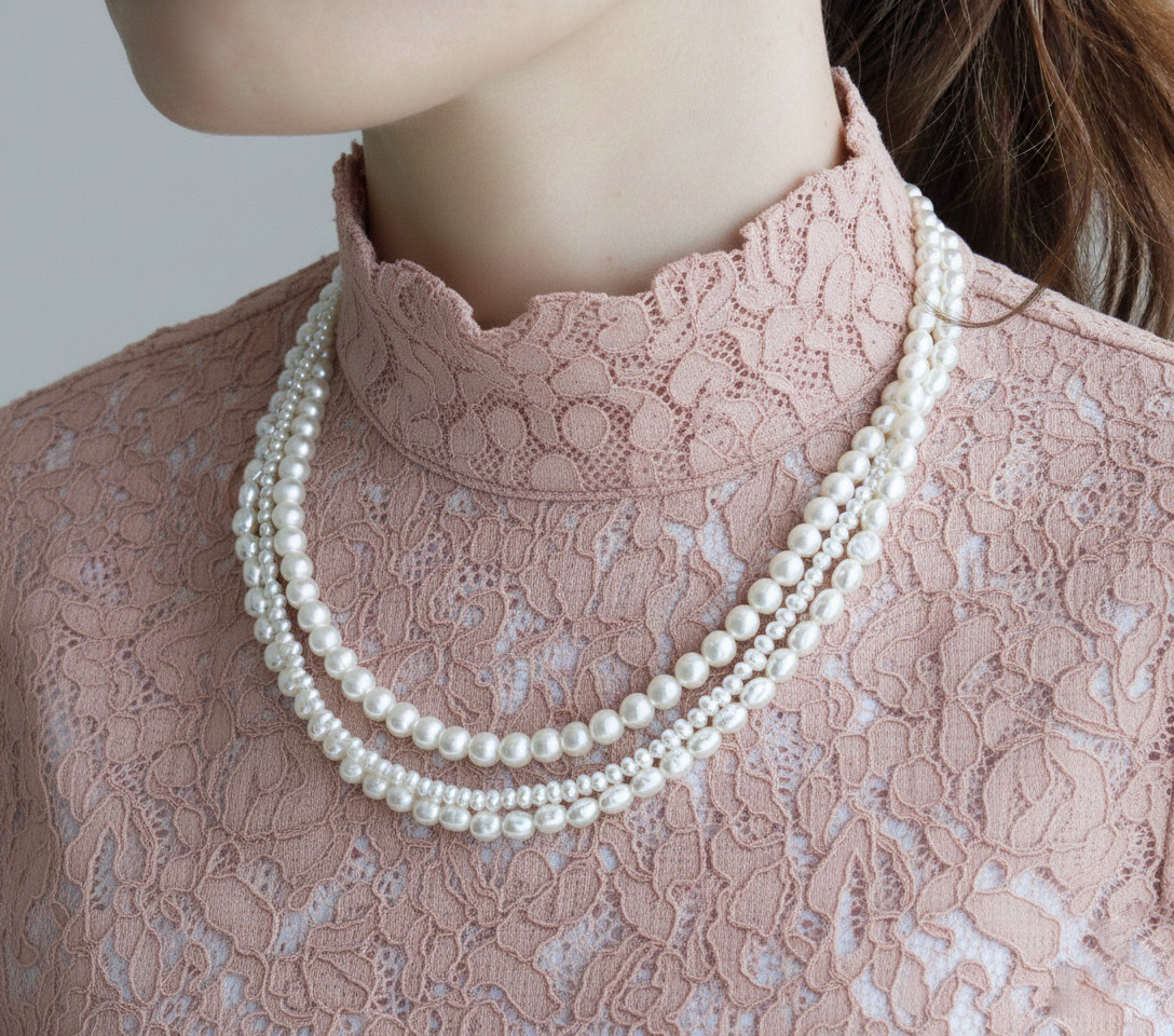 2点セット〜３連にみえる淡水パールネックレス 〜