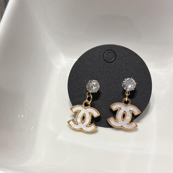 CCロゴ スタッド ピアス ロゴ ピアス cc ピアス（スタッド・一粒） meru shop 通販 20288025