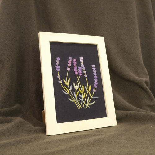加工4枚クリップ30 刺繍 ラベンダー パープル ホワイト 手刺繍】額 フランス刺繍 ラベンダー 麻 フォトフレーム・写真立て