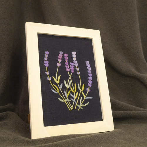 加工4枚クリップ30 刺繍 ラベンダー パープル ホワイト 手刺繍】額 フランス刺繍 ラベンダー 麻 フォトフレーム・写真立て