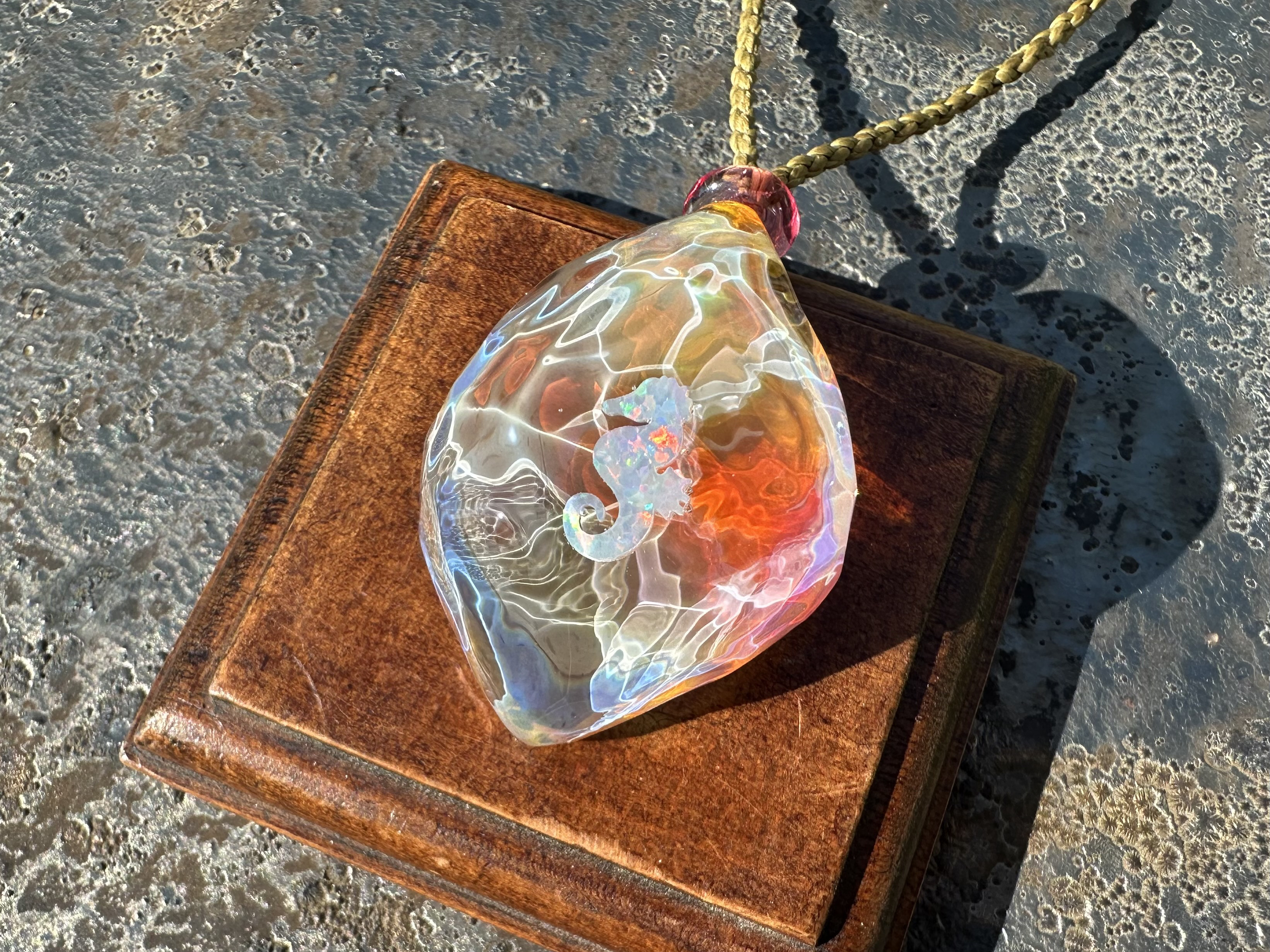 【ウミノカケラ　タツノオトシゴ】