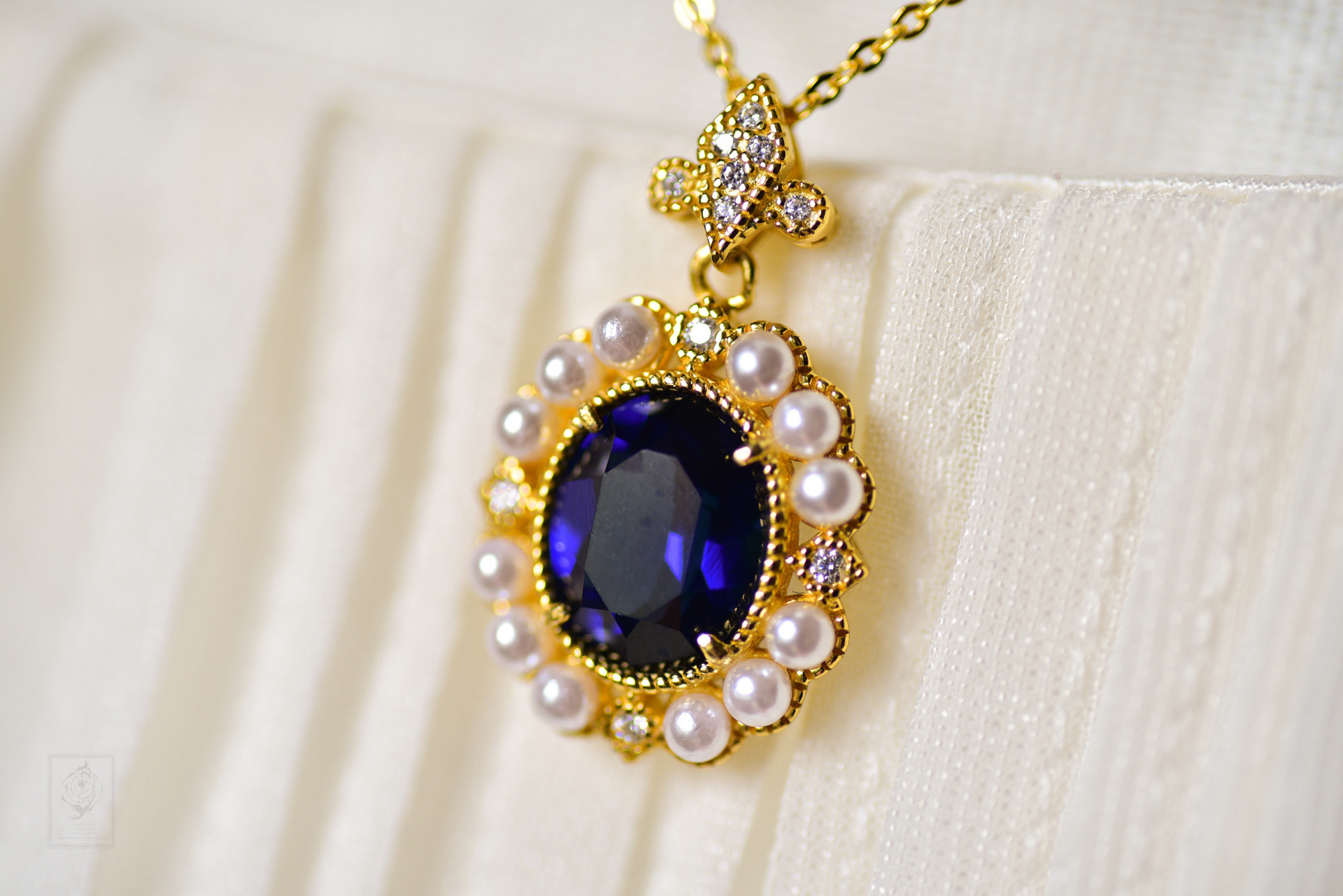 オーバル：ブルー ウランガラス｜ネックレス（SV925）