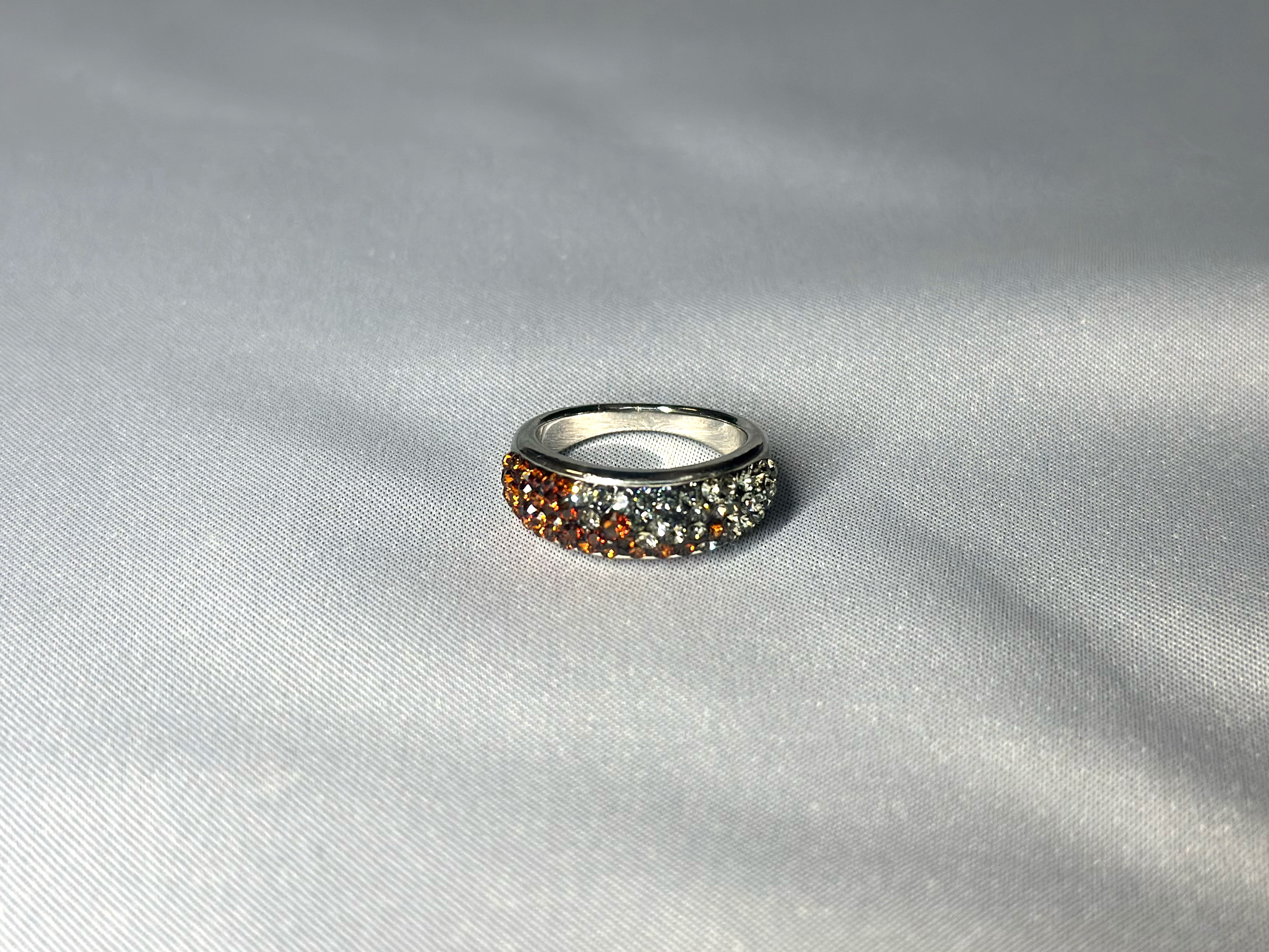 FILMÉ｜SCENE “Different Worlds, One Light”