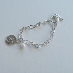 925純銀 復古字母 數字 珍珠 客製化 不對稱鍊 OT扣 手鍊 免費送禮包裝 第5張的照片