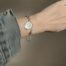 925純銀 復古字母 數字 珍珠 客製化 不對稱鍊 OT扣 手鍊 免費送禮包裝 第17張的照片