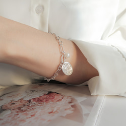 925純銀 復古字母 數字 珍珠 客製化 不對稱鍊 OT扣 手鍊 免費送禮包裝 第13張的照片