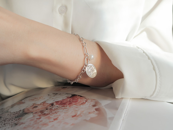 925純銀 復古字母 數字 珍珠 客製化 不對稱鍊 OT扣 手鍊 免費送禮包裝 第13張的照片