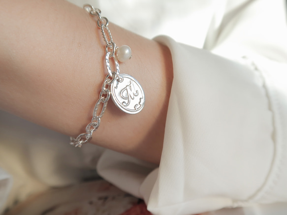 925純銀 復古字母 數字 珍珠 客製化 不對稱鍊 OT扣 手鍊 免費送禮包裝 第9張的照片