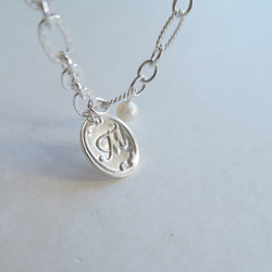 925純銀 復古字母 數字 珍珠 客製化 不對稱鍊 OT扣 手鍊 免費送禮包裝 第2張的照片