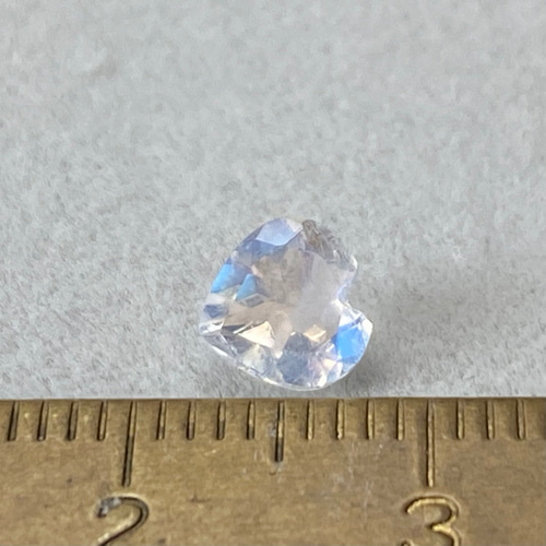 CA86ハートシェイプ ムーンストーン ルース0.65ct 天然石 バクストーン