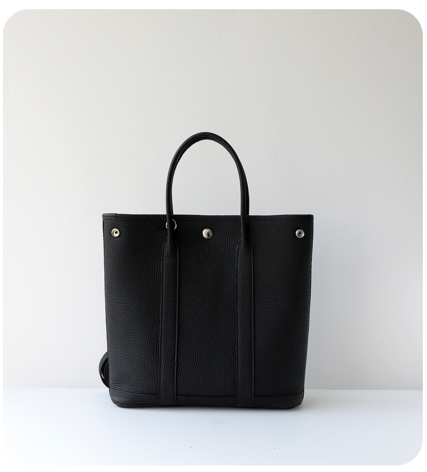 通勤にちょうどいい｜縦型 本革ショルダーバッグ