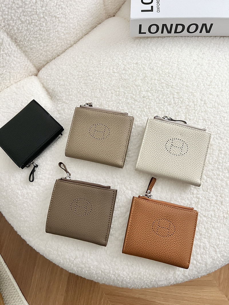 超薄型折りたたみショートワレット コンパクト持ち運び便利 本革ジッパーポーチ