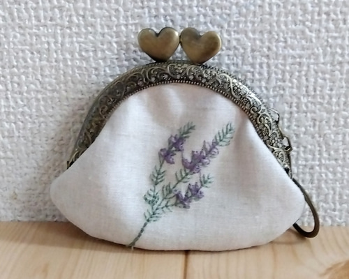 草花刺繍 がま口ミニポーチ コインケース キーホルダー 8.5cmハート