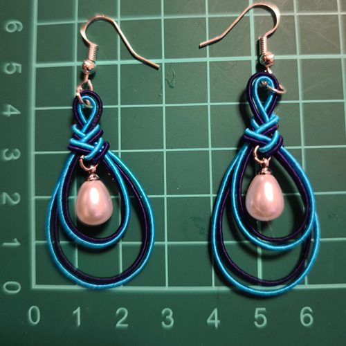 水引 ピアス ハンドメイド パール 水色 みょうが結び 白 和装 ピアス