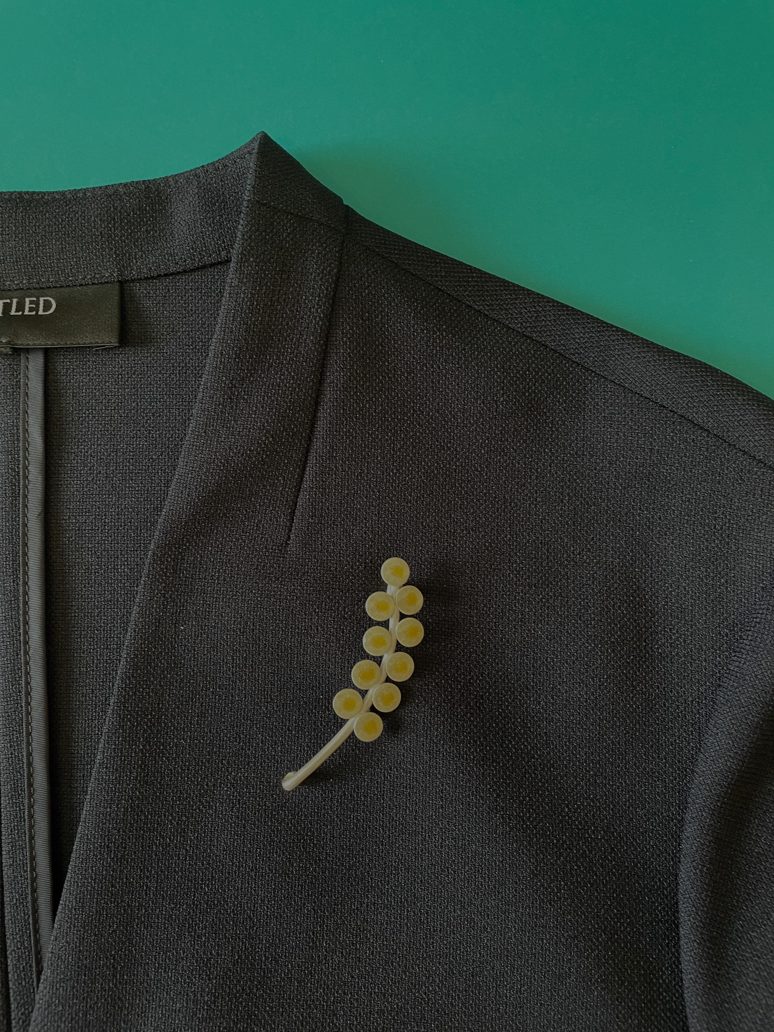 <Silver950> <七宝焼>ブローチ Berryleaf-gold