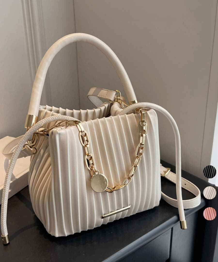 ハンドバッグ　ショルダーバッグ　2way　新品　プリーツ　レディース