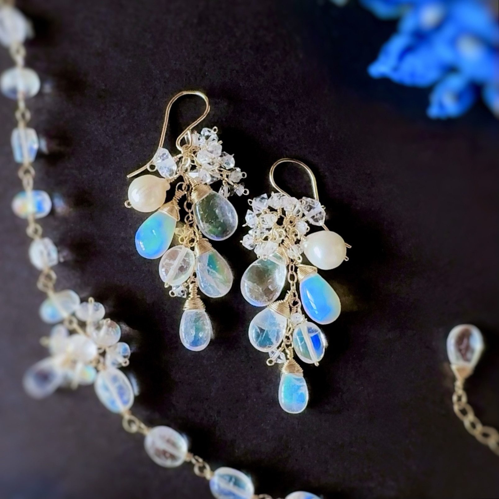 高品質アンデシンラブラドライトとプレシャスオパールの光の女神ピアス◇14kgf