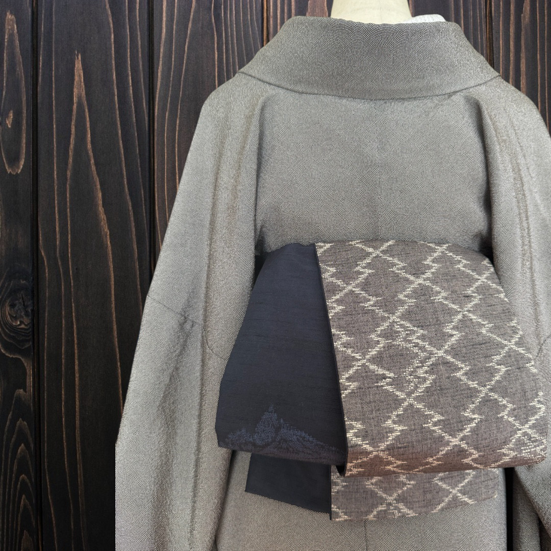 *着物反物* 幾何学模様黒灰と日光東照宮　大人の半幅帯　長尺480cm