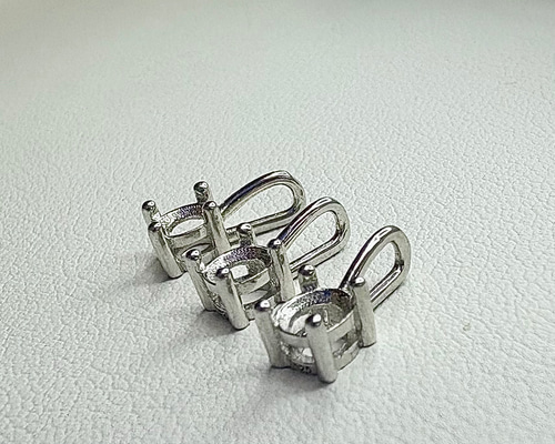 選べる ペンダント空枠・完成品《Silver925》ラウンドファセットカット