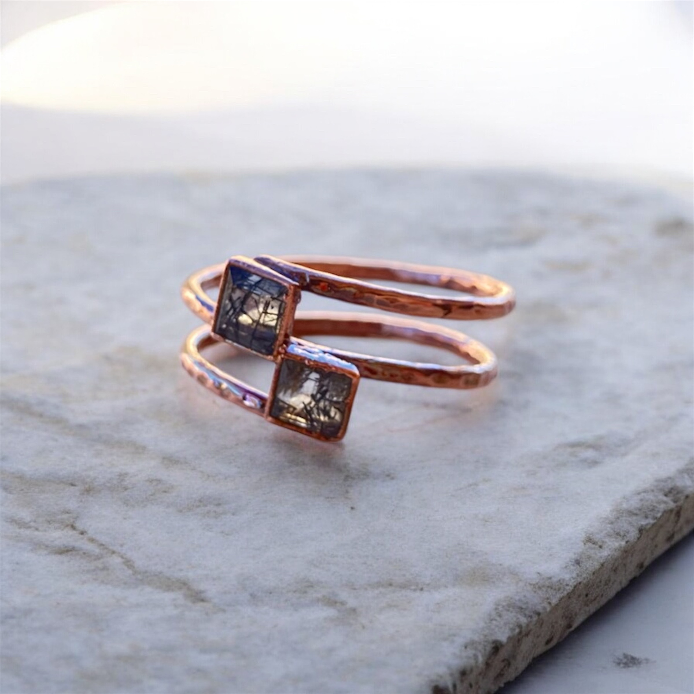 トルマリンクォーツ　ダイヤプリンセスカットダブルリング　約11号