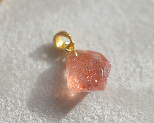 ストロベリークォーツ(タンザニア産) 約10.5mm～11mm ストロベリークォーツ(タンザニア産) 約10.5mm～11mm 楽天市場】高品質