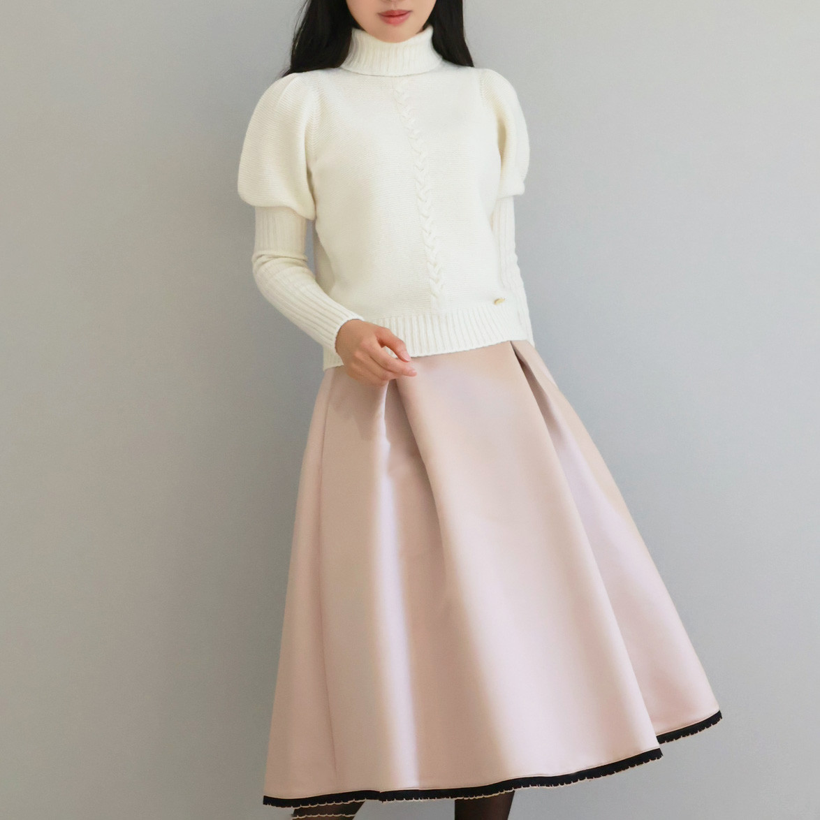 【大人フェミニン！】ホールガーメント カシミヤ混 ケーブル柄 パフショルダープルオーバー【オフホワイト】