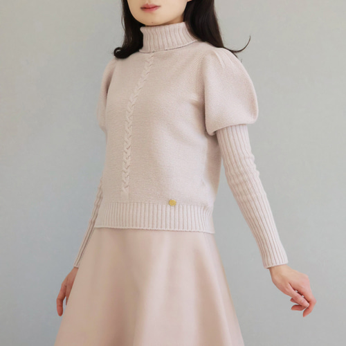 美シルエット！】ホールガーメント カシミヤ混 ケーブル柄 パフ