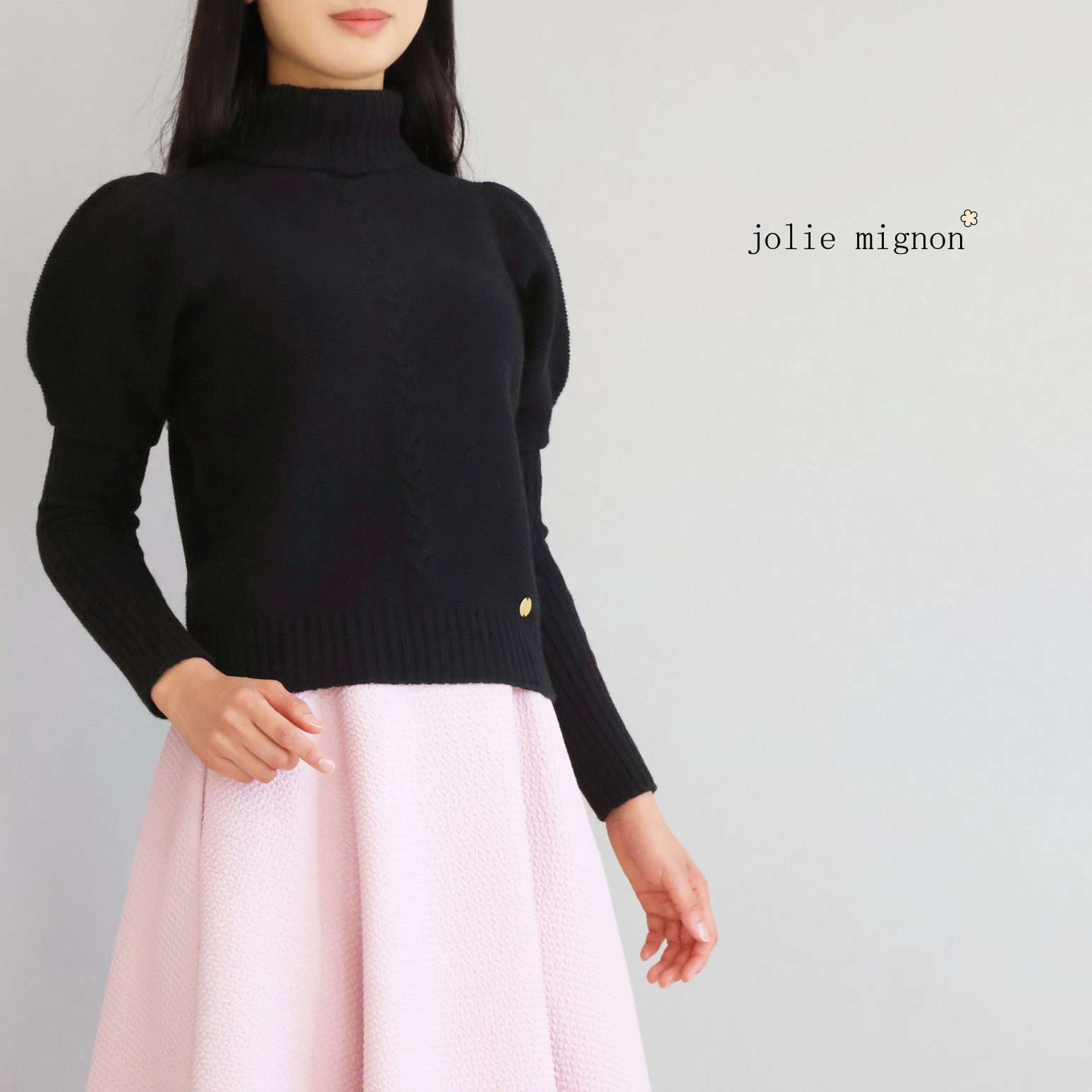 【4色から選べる！】ホールガーメント カシミヤ混 ケーブル柄 パフショルダープルオーバー【ブラック】