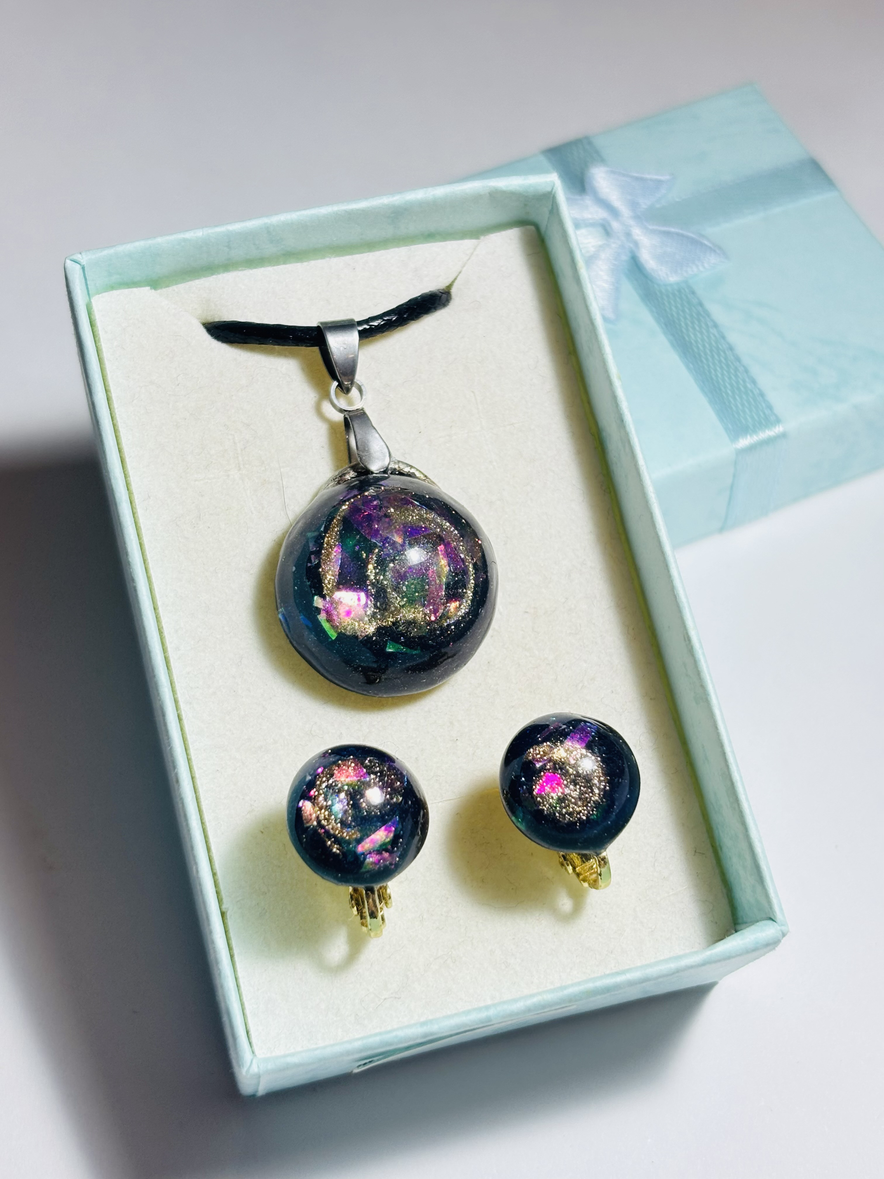 ネックレスとピアス セット販売