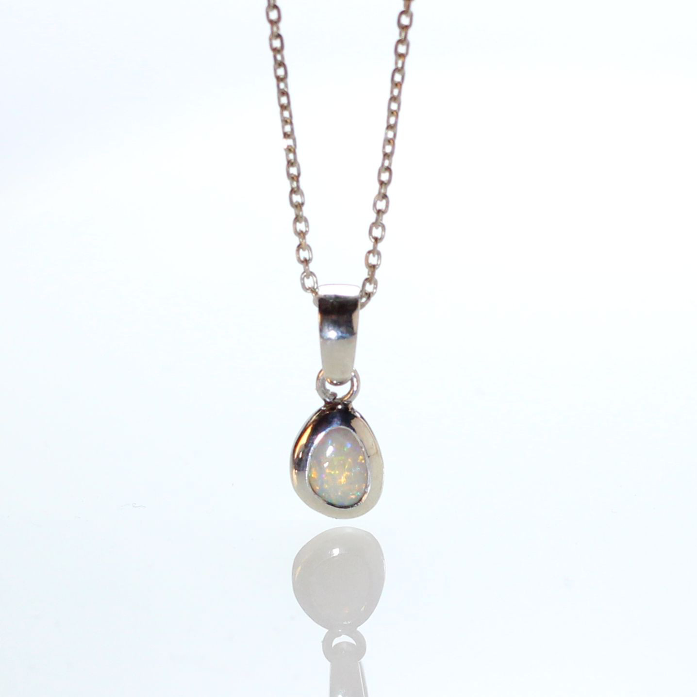 Sv925 オパールペンダント 0.10ct