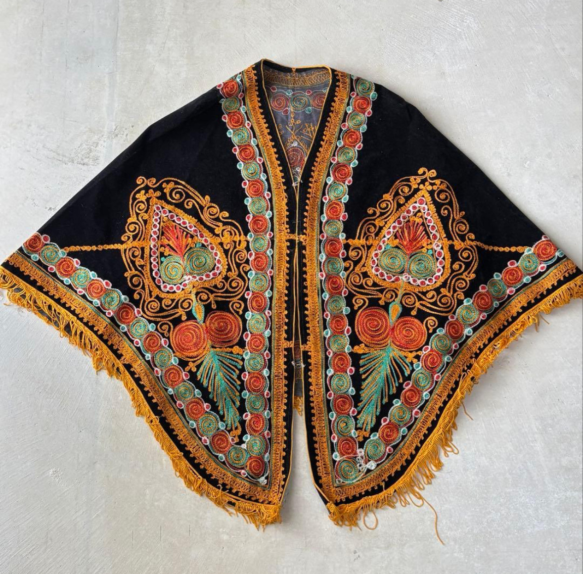 刺繍ポンチョ　ヴィンテージ　スウェード　ジャケット　インド　民族