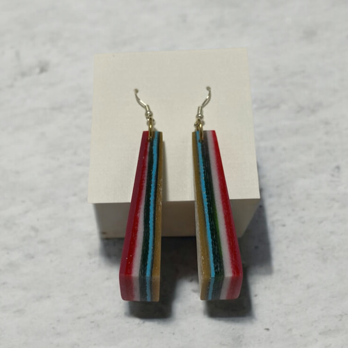 『5109』ハンドメイドピアス K18 SNAKE KNOT ブラックダイヤモンド スタッド ピアス