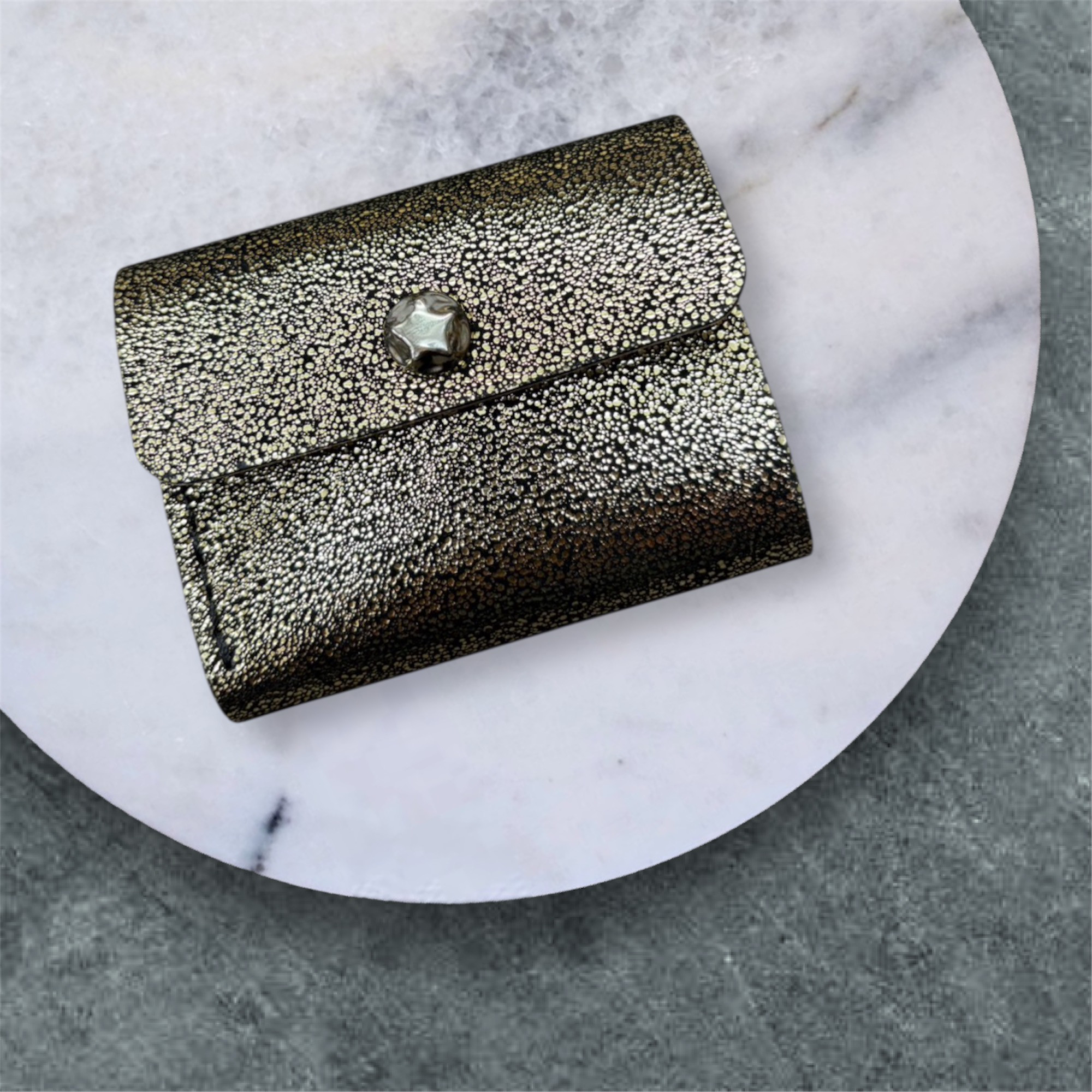 コンパクト財布【PICO(ピコ)】箔ラメゴールドレザーとヌメ革で作る受注制作品。贈物にもおススメ！！