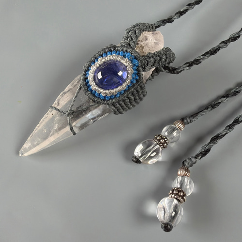 ガネーシュヒマール産ヒマラヤ水晶 × 高品質タンザナイト アルケイン