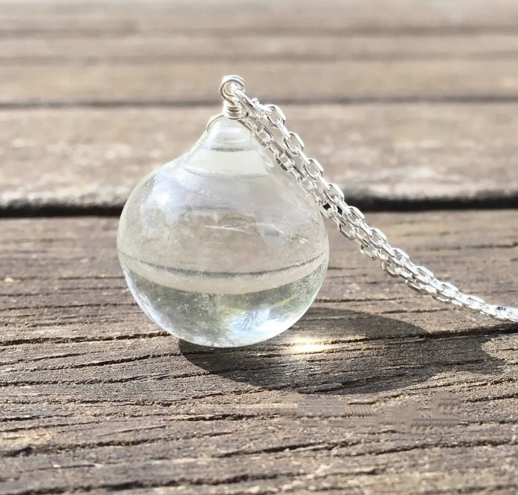 Pool of Light｜オールドボヘミアンビーズのネックレス silver925｜特大しずく玉 5,530円