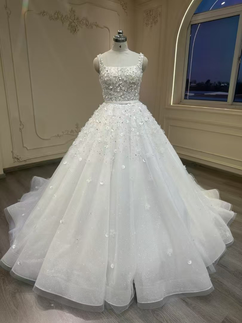 大好評　白　スクエアネック　お花飾り　フラワー　サイズオーダー可能　パーティードレス　コンテスト二次会前撮り音楽会演奏会