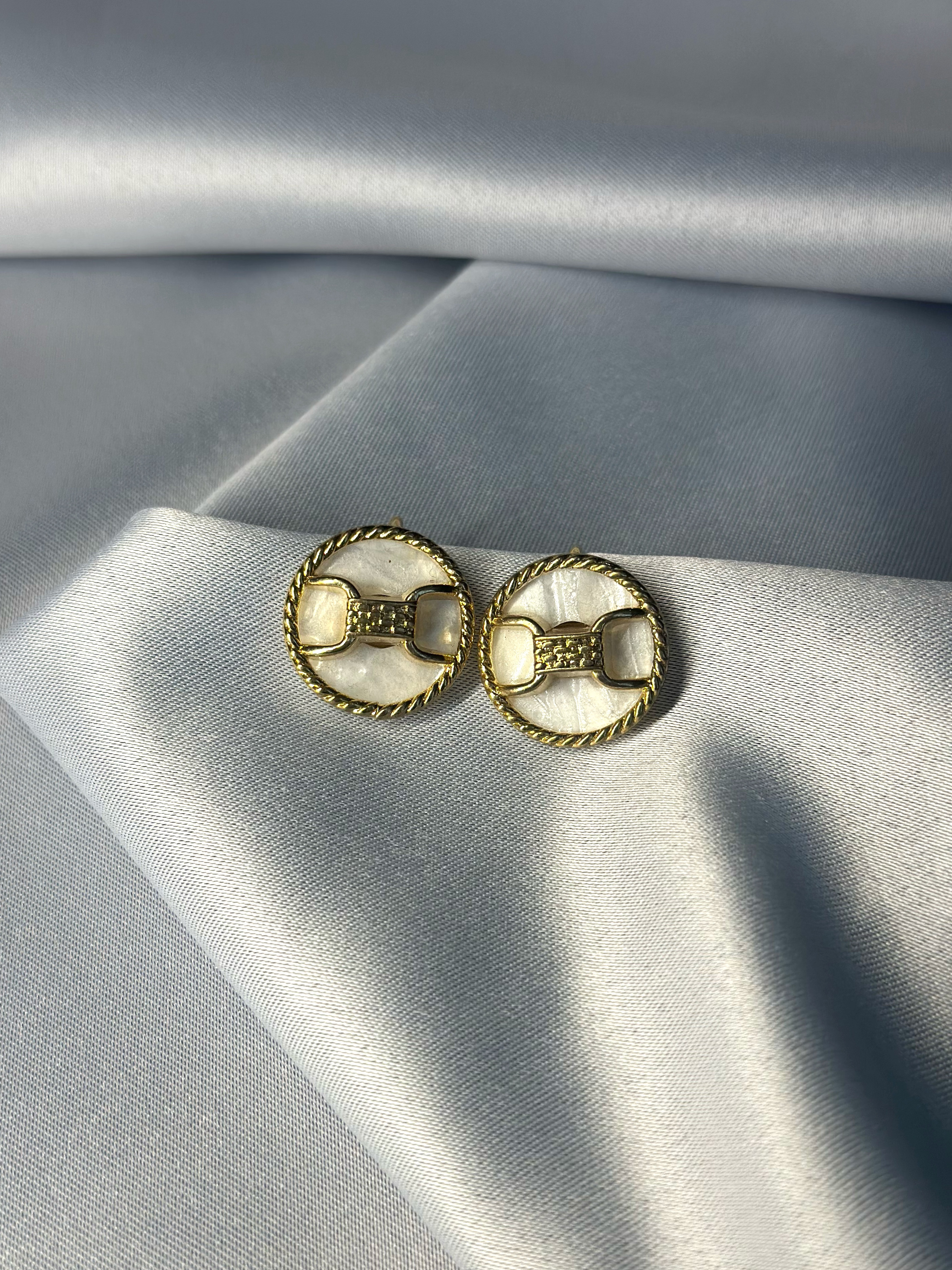 FILMÉ｜ARCHIVE No.4 “Silent Elegance”