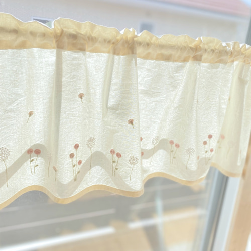【SERI】カフェカーテン　のれんタイプ　3枚　オーダー品 1cm単位オーダー可 甘すぎない春色ピンク 刺繍 カフェカーテン のれん