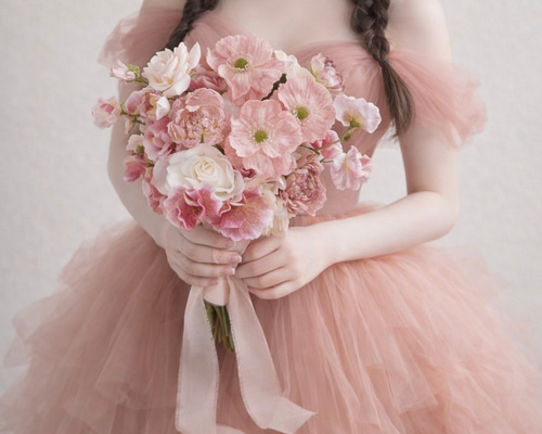 pink cloud.⌇﻿ アーティフィシャルフラワー クラッチブーケ 海外風 前
