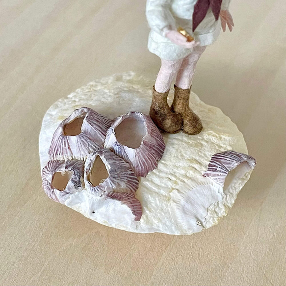 和紙人形『惑星探検』｜コンパスを手に歩き出す子どもと貝殻のミニジオラマ 9枚目の画像