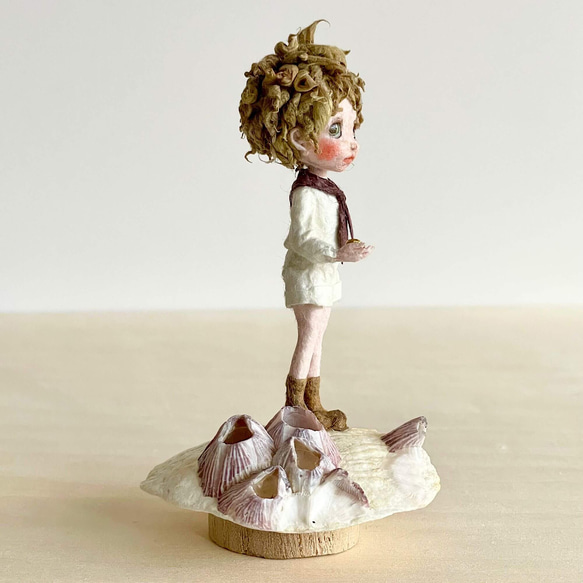 和紙人形『惑星探検』｜コンパスを手に歩き出す子どもと貝殻のミニジオラマ 4枚目の画像