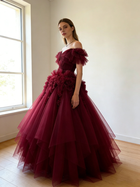 美品　カラードレス　ウェディング オフショルダー ボルドー 上品！ カラードレス ボルドー色 オフショルダー 裾に繊細レースを