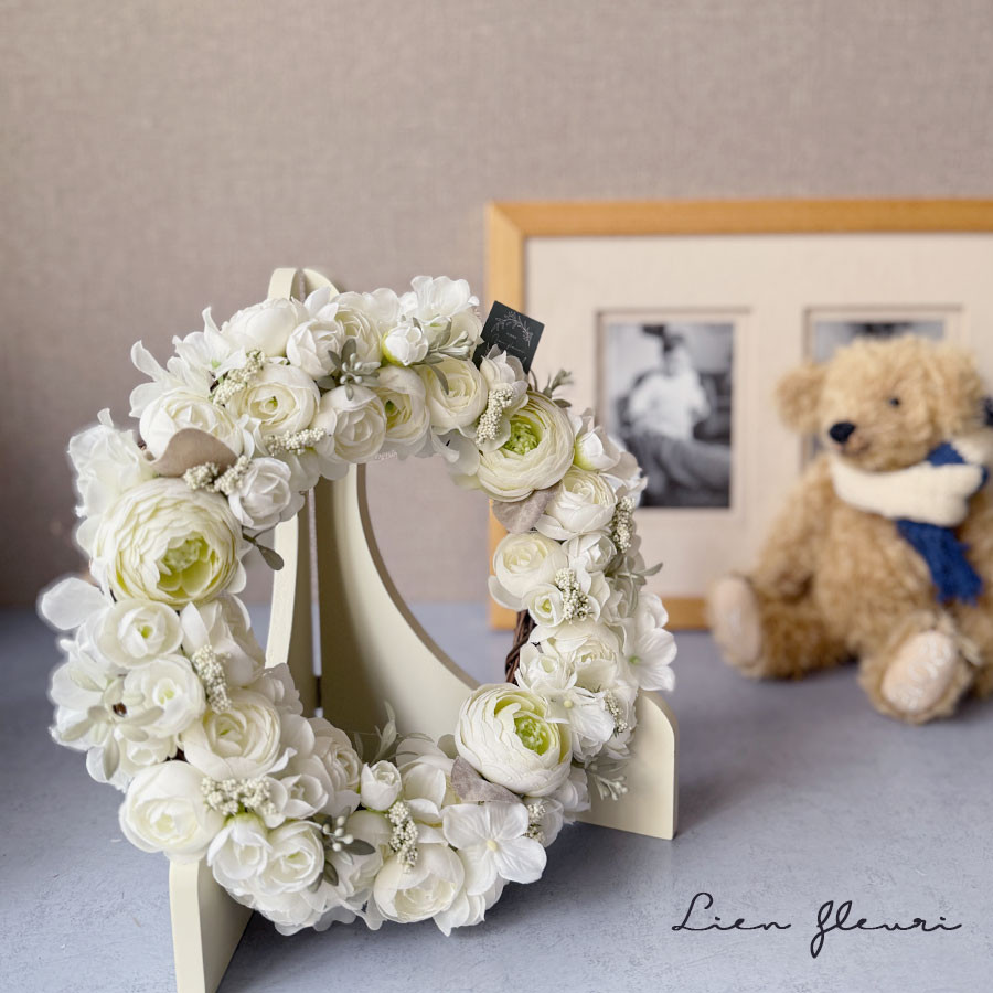 リース ホワイト ラナンキュラス アーティフィシャル 誕生日 新築祝い 38cm 造花 インテリア おしゃれ 開店祝い